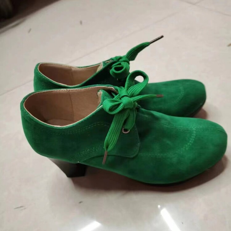 Fashion High Heels Pointed Toe PU Shoes