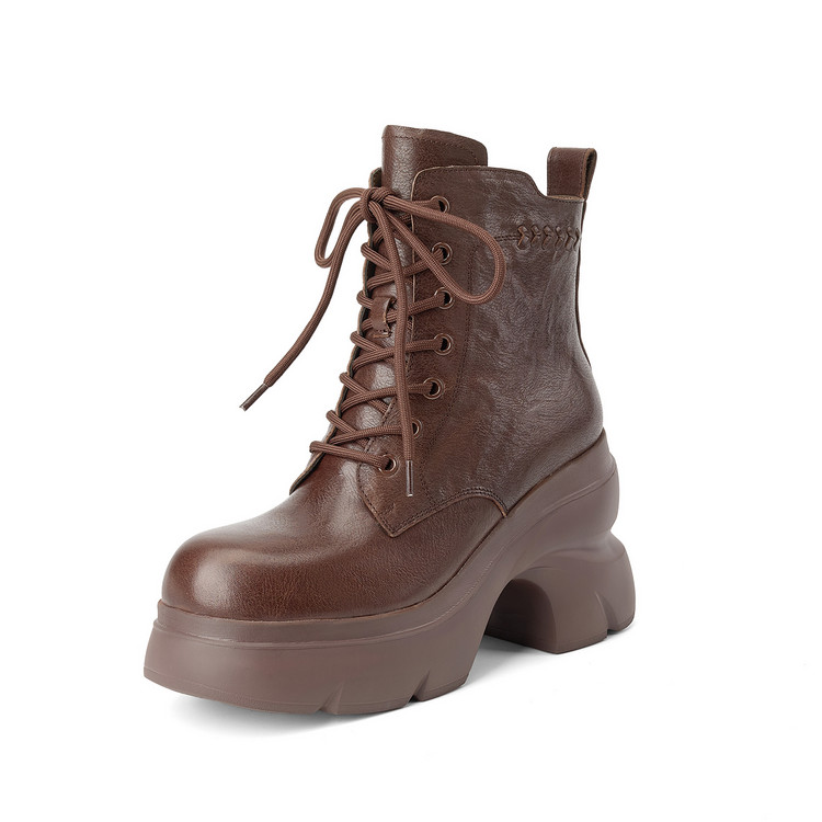 Women's Chelsea Boots in Top Grain Leather with Chunky High Heel - Style m.html